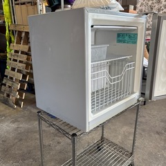 ワンドア冷凍庫の画像