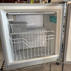 ワンドア冷凍庫の画像