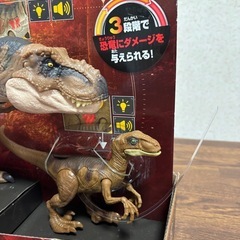 恐竜おもちゃの画像