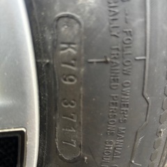 17インチ　スタッドレスタイヤの画像