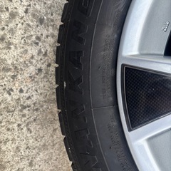 17インチ　スタッドレスタイヤの画像