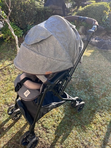 ベビーカー　コンビ