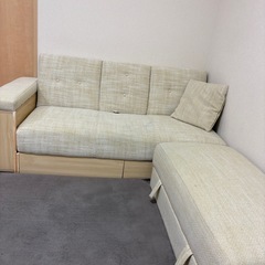 収納付き2人掛け多機能ソファの画像