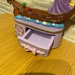 ラプンツェル　小物入れ　ライトの画像