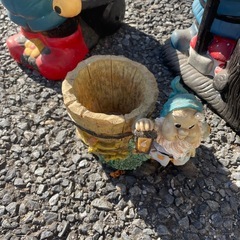 ガーデンノーム 鉢置き 1つ500円の画像