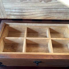 木製の箱の画像