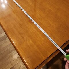 伸縮ダイニングテーブル、収納型ベンチ付の画像