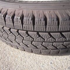 スタッドレスタイヤホイールセット ブリジストン ブリザック 145R12LT8PR 軽自動車 軽バン 軽トラ 早い者勝ち 引き取り限定 激安 数日間限定の画像