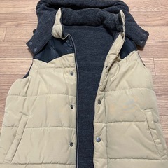 ダウンベストの画像