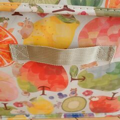 カラフルなフルーツ柄　収納ボックス　の画像