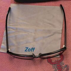 Zoff ブルーライトカットメガネ ケース付の画像