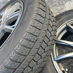 スノータイヤ4本
の画像