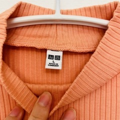 UNIQLO ユニクロ リブハイネックT 長袖 サーモンピンク Lサイズの画像