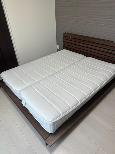 ベッド　マットレス2つセット　クイーンサイズ