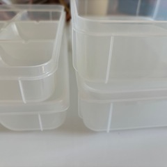 ダイソー　タッパー4点　保存容器の画像