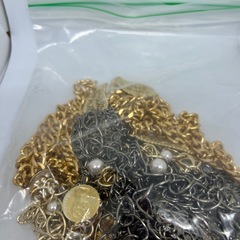 ネックレス　ブローチ　チェーン等の画像