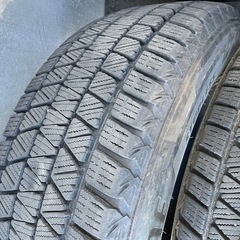 235/60R18 ブリジストン  スタッドレスタイヤ
の画像