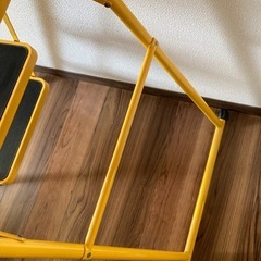 脚立　4段　工具置き付きの画像