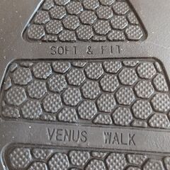 【未使用品】キビラ　ニットブーツ　22.5㎝　黒　ラメ入りの画像