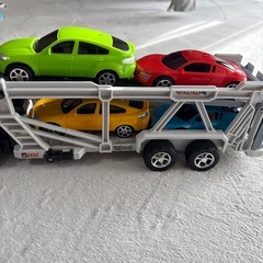 カーキャリアカーの画像