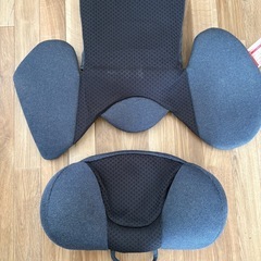 エールべべ　クルット4i 
チャイルドシートの画像