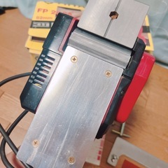 日立　二段変速電動かんな　FP 20SA 82mmカンナの画像