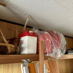 ポリ缶　灯油　20リッタ、10リッターの画像