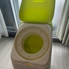 アップリカ　おむつポットの画像