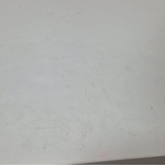 IKEAテーブルの画像