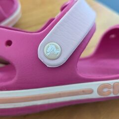 【Crocs J3 21cm 】キッズサンダルの画像