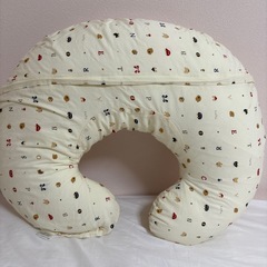 授乳クッション　赤ちゃんの城の画像