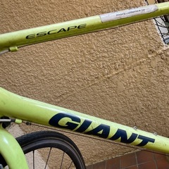 ESCAPE GIANTの画像