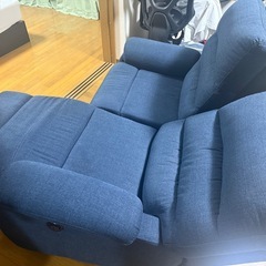ニトリ　リクライニングソファーの画像