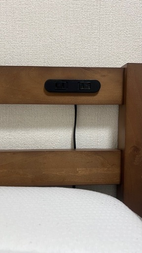  ニトリのシングルベットフレーム　と　ニトリのN-Sleepのマットレス　