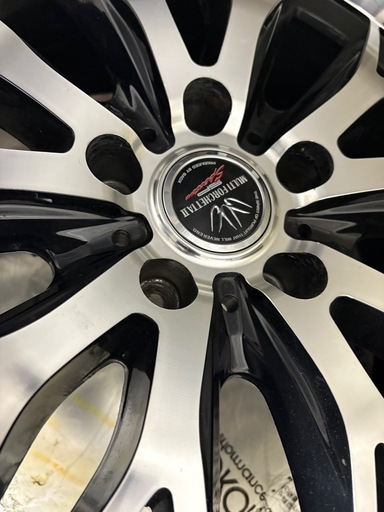 ロクサーニ19インチ深リム