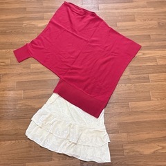 ⑨セットアップ★ ホワイトスカート&赤いトップス　S-Mの画像
