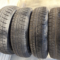 冬タイヤ12インチ ✳️ 145/80R12 ✳️ ブリヂストンRevoGZ ✳️ 軽トラ用ホイール付き深溝バリ山スタッドレス４本組みの画像