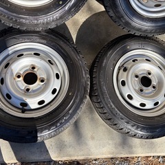 冬タイヤ12インチ ✳️ 145/80R12 ✳️ ブリヂストンRevoGZ ✳️ 軽トラ用ホイール付き深溝バリ山スタッドレス４本組みの画像