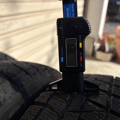 冬タイヤ12インチ ✳️ 145/80R12 ✳️ ブリヂストンRevoGZ ✳️ 軽トラ用ホイール付き深溝バリ山スタッドレス４本組みの画像