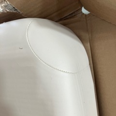 角丸　ベージュ　ベッド　マッサージ　エステ　ネイル　整体の画像