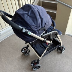 Apricaベビーカー オプティアの画像