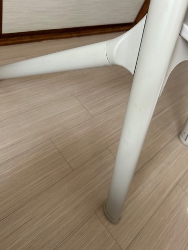 NOVUS ベビーハイチェア やや傷あり