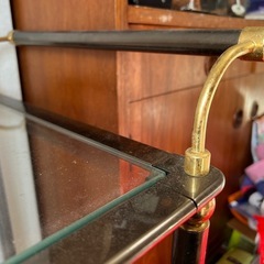 ガラス台のワゴンの画像