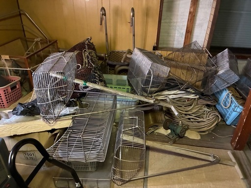 漁業用具色々（アサリ漁？）