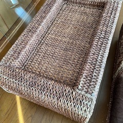 藤テーブル　椅子2脚の画像