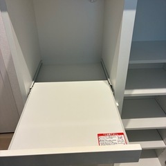 【引取り先が決まりました】食器棚の画像