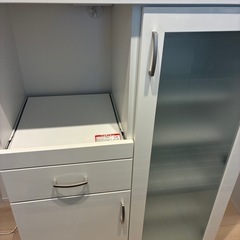【引取り先が決まりました】食器棚の画像