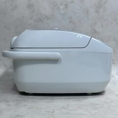 A8338【お買い得商品‼】象印  ZOJIRUSHI 炊飯器  5.5合炊き  4mm黒厚釜  NL-DS10の画像