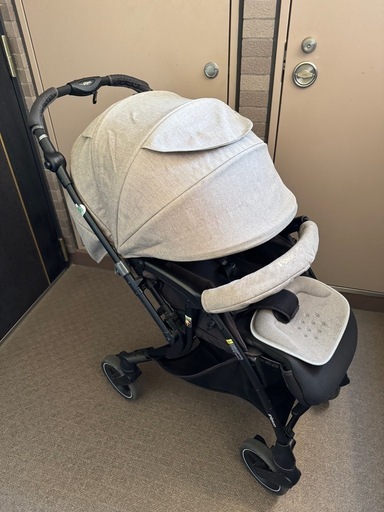 ランフィリノン6  グレージュ　ピジョンベビーカー