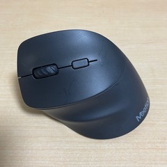 左手用ワイヤレスマウスの画像